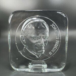 Pope John Paul Joannes Pavlvs II Pontifex Maximvs Italy Clear Paperweight Figure